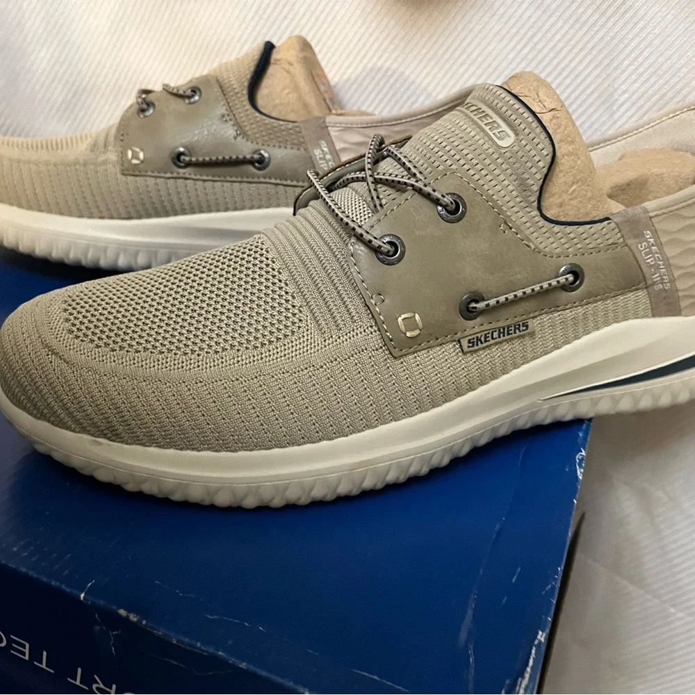 🆕. Skechers Men's New Delson Roth Taupe Lightweight Sneakers 12.    New in box
